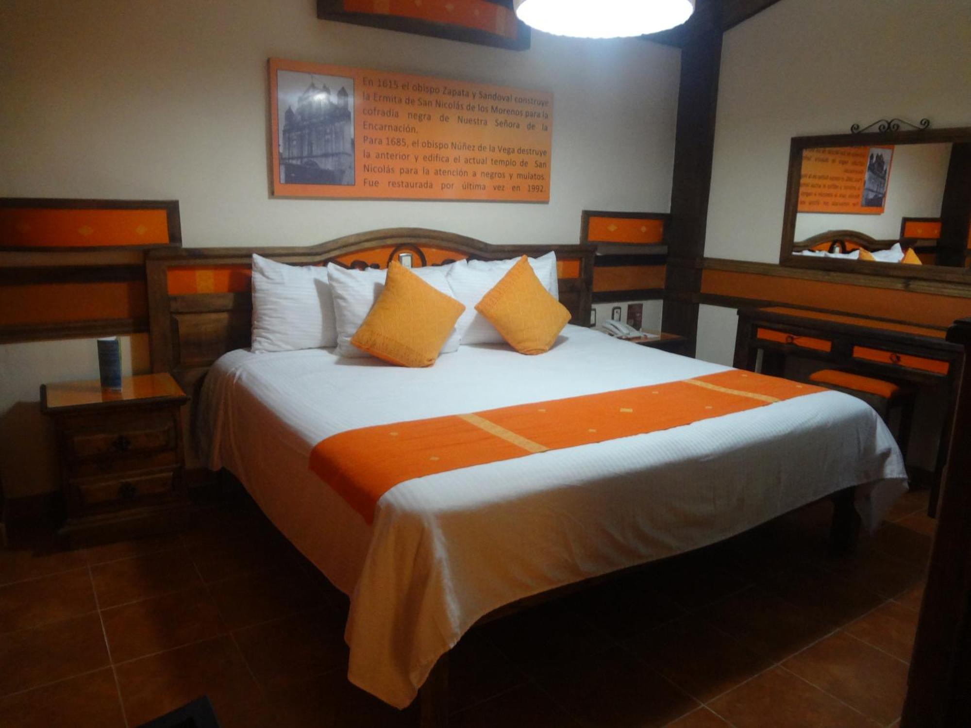 Nuestras Raices Hotel - Museo - Restaurante ซานกริสโตบัล เด ลาสกาซาส ภายนอก รูปภาพ