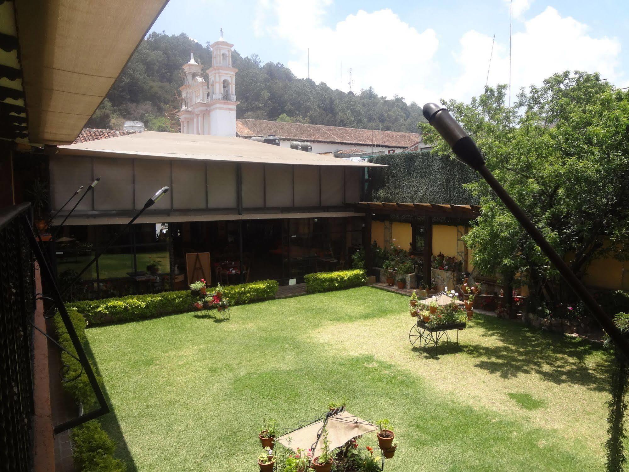 Nuestras Raices Hotel - Museo - Restaurante ซานกริสโตบัล เด ลาสกาซาส ภายนอก รูปภาพ