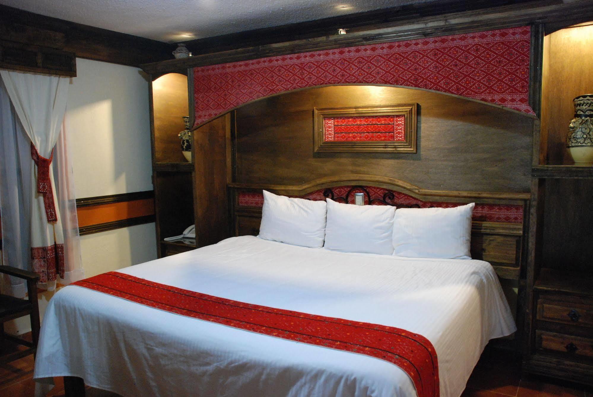 Nuestras Raices Hotel - Museo - Restaurante ซานกริสโตบัล เด ลาสกาซาส ภายนอก รูปภาพ